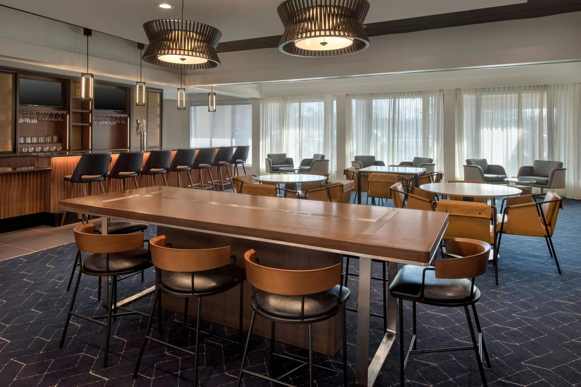 Courtyard By Marriott New Carrollton Landover Exterior photo